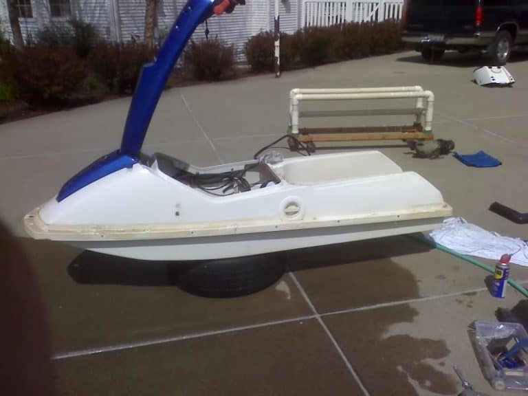 How to Paint a Jet Ski Everything you need to know WatercraftLife